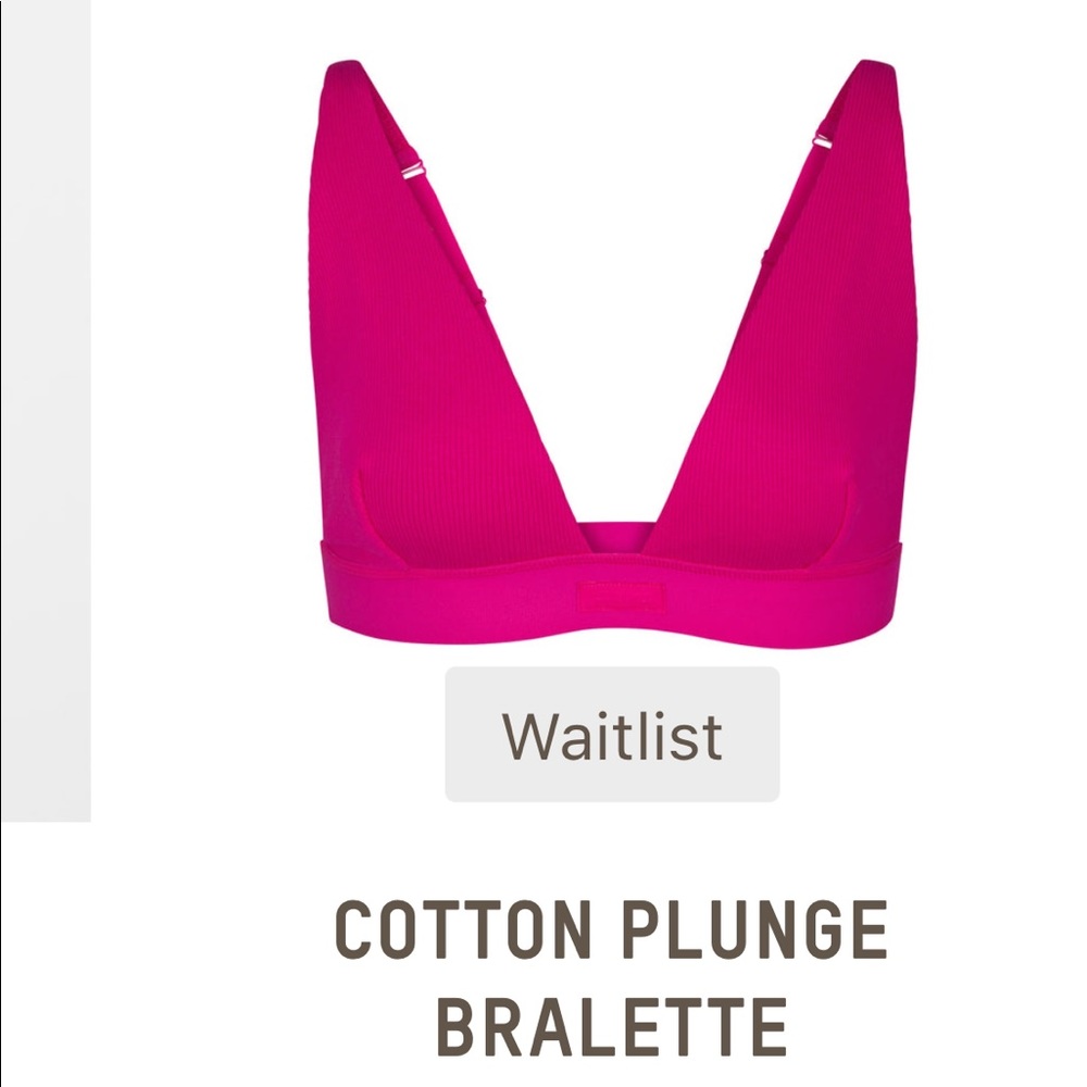 SOLD OUT/WAITLIST NWT Raspberry cotton plunge bralette 💕